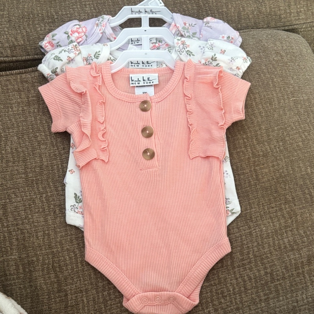 Nicole Miller Pink Ruffle Sleeve Bodysuit